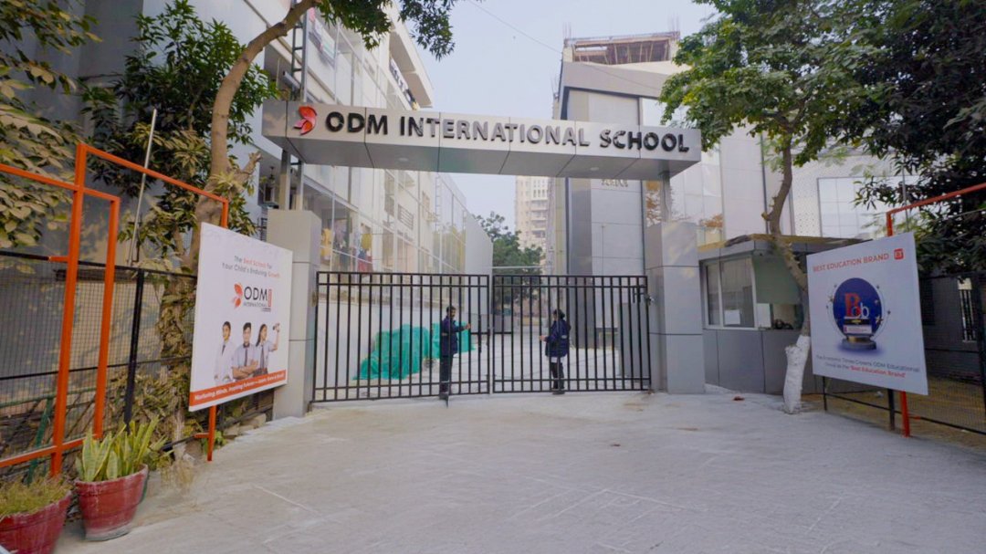 School Building (Exterior)